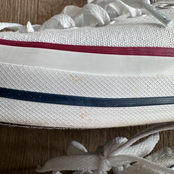 Converse Chuck Taylor All-Star Canvas Low-
Top Sneakers White Women's 9 - Picture 12 of 15